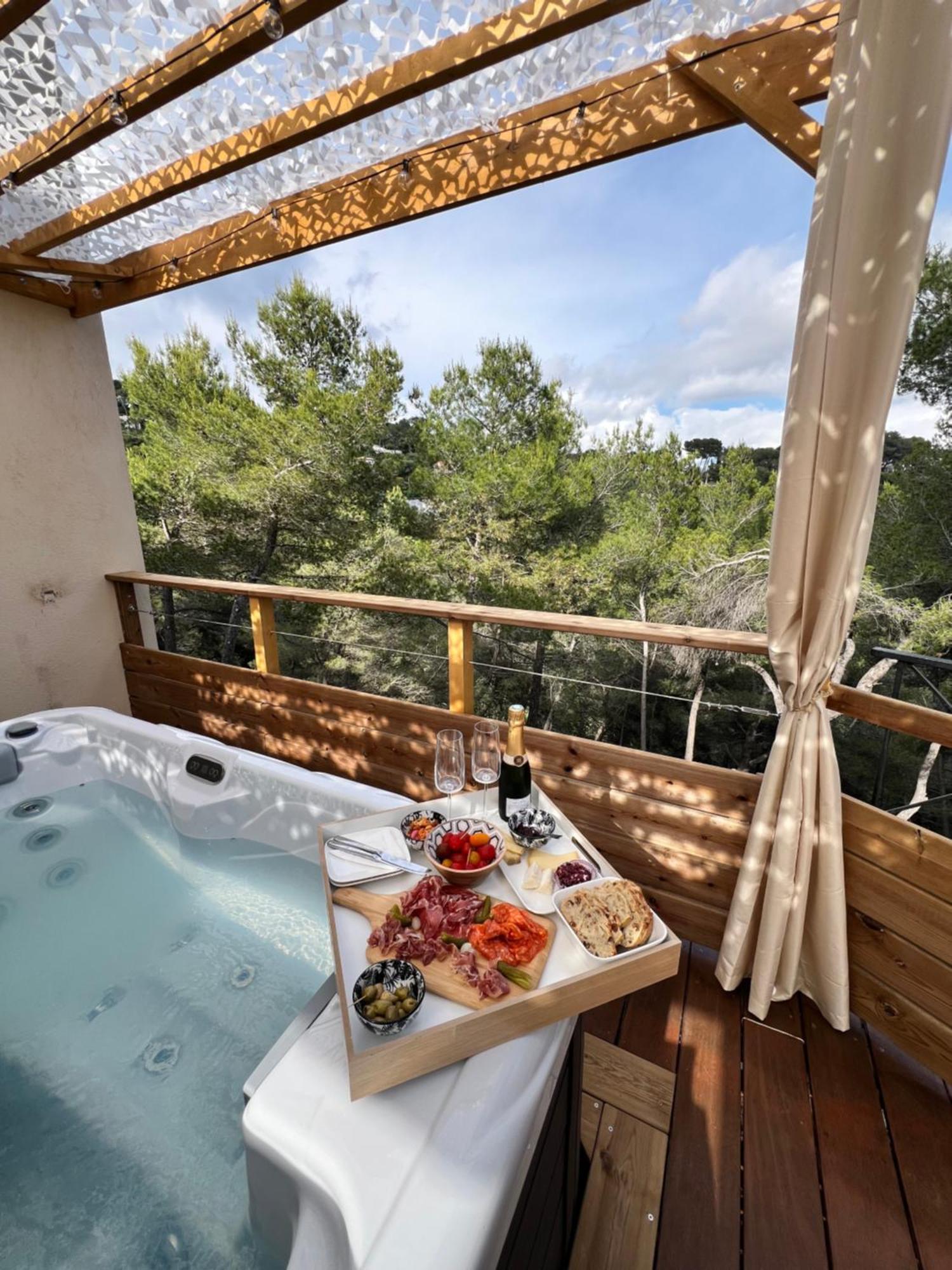 Love Room Tente Lodge Spa Mfg Chez C&C, Exclusivement Reservee Aux Adultes Cantaron Exteriör bild