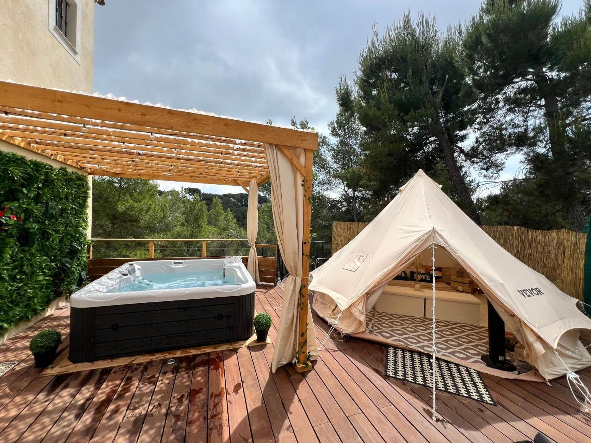 Love Room Tente Lodge Spa Mfg Chez C&C, Exclusivement Reservee Aux Adultes Cantaron Exteriör bild