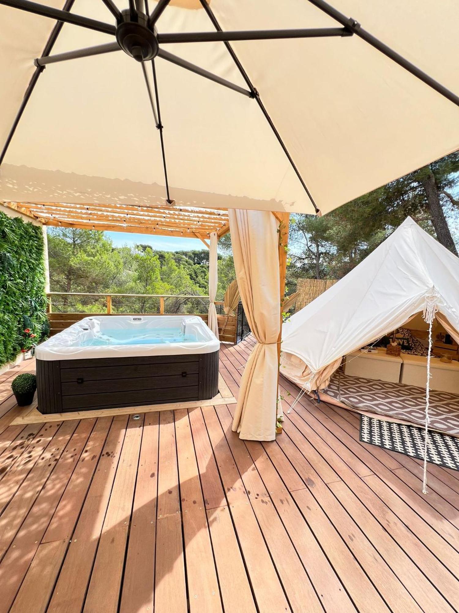 Love Room Tente Lodge Spa Mfg Chez C&C, Exclusivement Reservee Aux Adultes Cantaron Exteriör bild